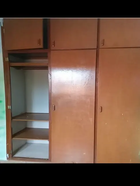 Casa com 3 quartos à venda, 122m2 em Jardim Adalgisa, Araraquara - SP - imagem 4 Foto 4 de Casa com 3 quartos à venda, 122m2 em Jardim Adalgisa, Araraquara - SP