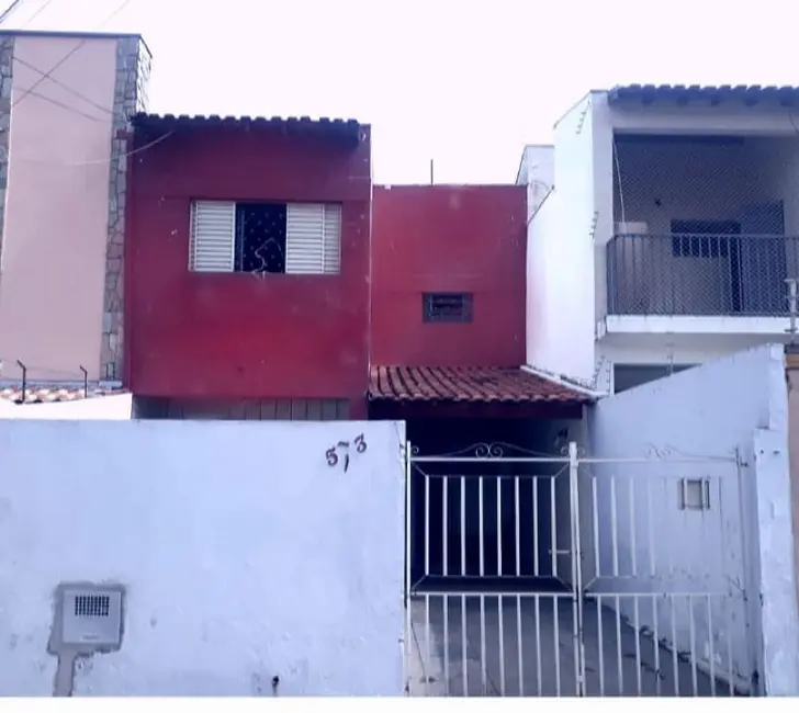 Casa com 3 quartos à venda, 122m2 em Jardim Adalgisa, Araraquara - SP - imagem 5 Foto 5 de Casa com 3 quartos à venda, 122m2 em Jardim Adalgisa, Araraquara - SP