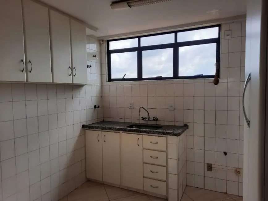 Foto 2 de Apartamento com 2 quartos à venda, 84m2 em Centro, Araraquara - SP