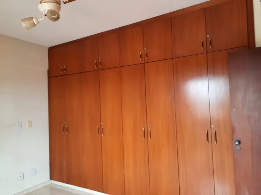 Apartamento com 2 quartos à venda, 84m2 em Centro, Araraquara - SP - imagem 5 Foto 5 de Apartamento com 2 quartos à venda, 84m2 em Centro, Araraquara - SP