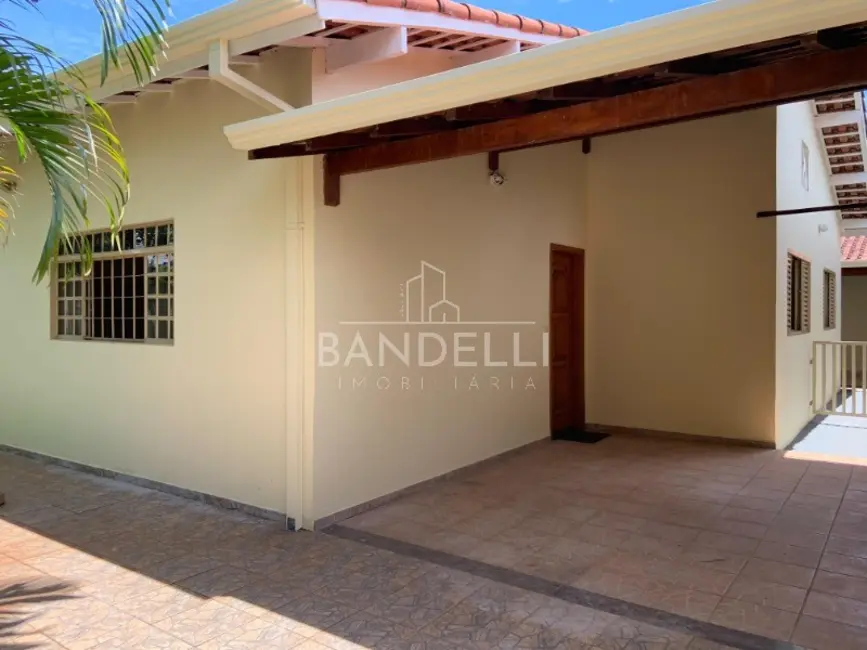 Foto 1 de Casa com 3 quartos para alugar, 124m2 em Vila Harmonia, Araraquara - SP