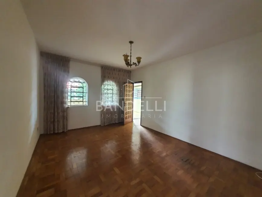 Casa com 3 quartos à venda, 219m2 em Jardim do Carmo, Araraquara - SP - imagem 5 Foto 5 de Casa com 3 quartos à venda, 219m2 em Jardim do Carmo, Araraquara - SP