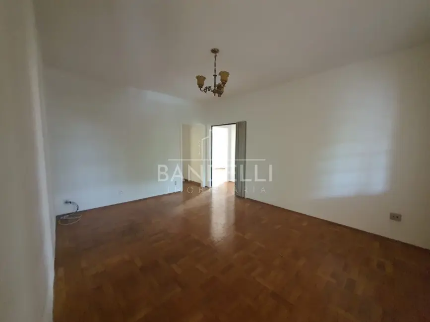 Casa com 3 quartos à venda, 219m2 em Jardim do Carmo, Araraquara - SP - imagem 4 Foto 4 de Casa com 3 quartos à venda, 219m2 em Jardim do Carmo, Araraquara - SP