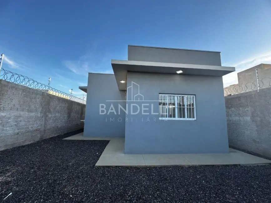 Casa com 2 quartos à venda, 60m2 em Araraquara - SP - imagem 3 Foto 3 de Casa com 2 quartos à venda, 60m2 em Araraquara - SP