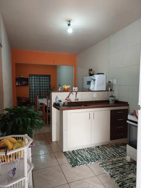Casa com 3 quartos à venda, 232m2 em Vila Santa Maria (Vila Xavier), Araraquara - SP - imagem 7 Foto 7 de Casa com 3 quartos à venda, 232m2 em Vila Santa Maria (Vila Xavier), Araraquara - SP