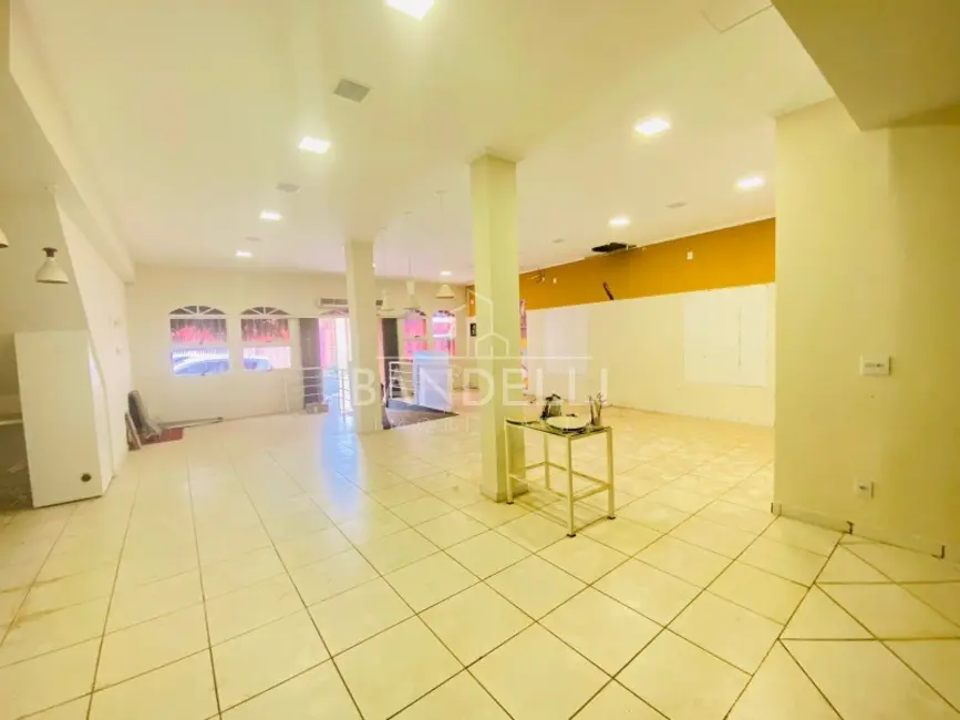Sala Comercial para alugar, 218m2 em Centro, Araraquara - SP - imagem 3 Foto 3 de Sala Comercial para alugar, 218m2 em Centro, Araraquara - SP