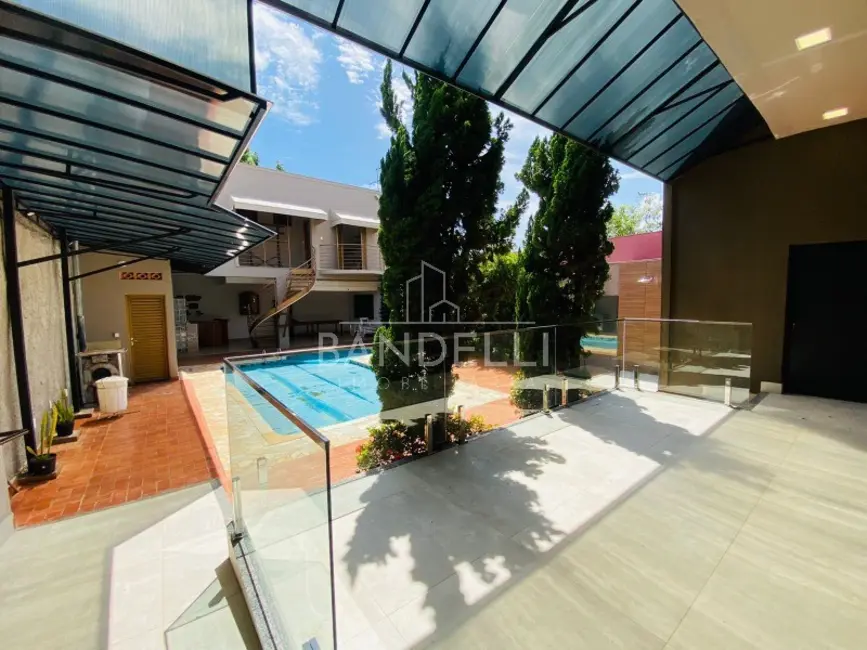 Foto 5 de Sala Comercial à venda, 2300m2 em Jardim das Roseiras, Araraquara - SP