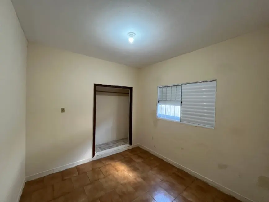 Casa com 4 quartos para alugar, 173m2 em Jardim do Carmo, Araraquara - SP - imagem 7 Foto 7 de Casa com 4 quartos para alugar, 173m2 em Jardim do Carmo, Araraquara - SP