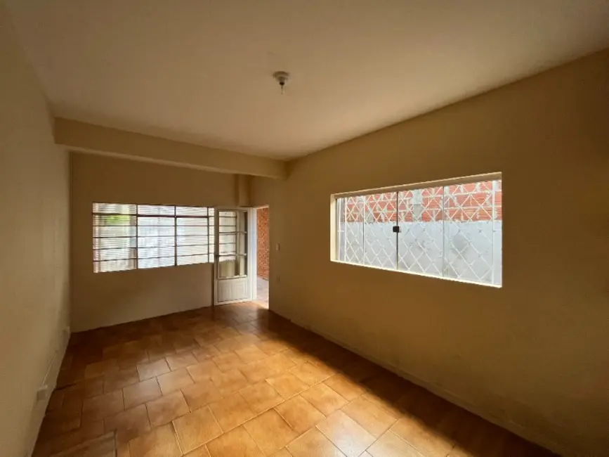 Casa com 4 quartos para alugar, 173m2 em Jardim do Carmo, Araraquara - SP - imagem 5 Foto 5 de Casa com 4 quartos para alugar, 173m2 em Jardim do Carmo, Araraquara - SP