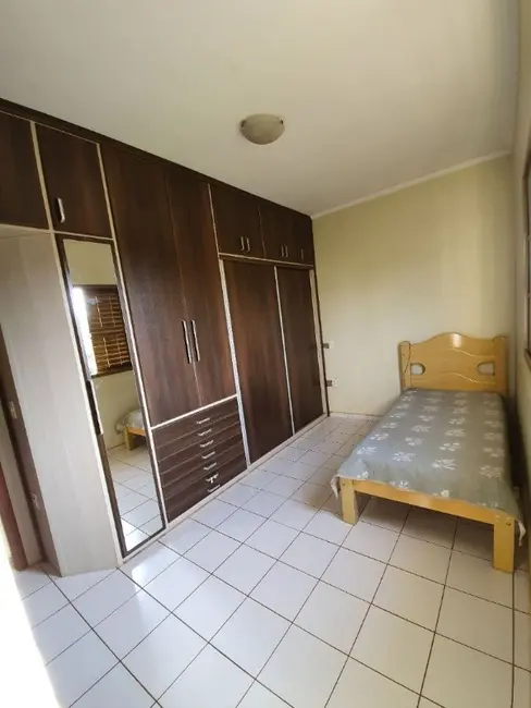 Casa com 3 quartos à venda, 115m2 em Vila Velosa, Araraquara - SP - imagem 7 Foto 7 de Casa com 3 quartos à venda, 115m2 em Vila Velosa, Araraquara - SP