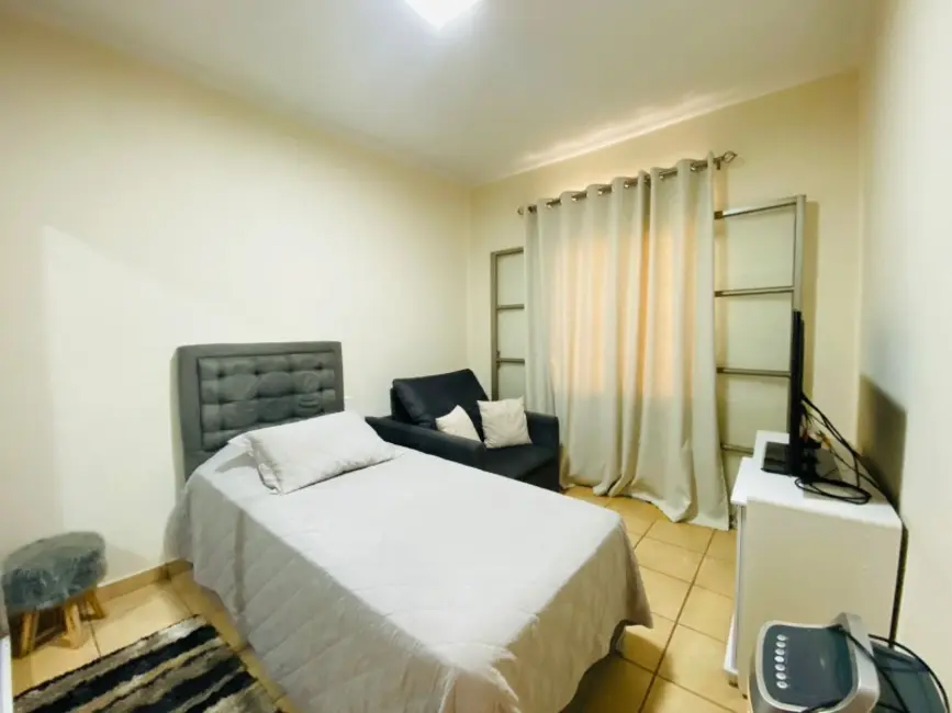 Casa com 3 quartos à venda, 239m2 em Araraquara - SP - imagem 9 Foto 9 de Casa com 3 quartos à venda, 239m2 em Araraquara - SP