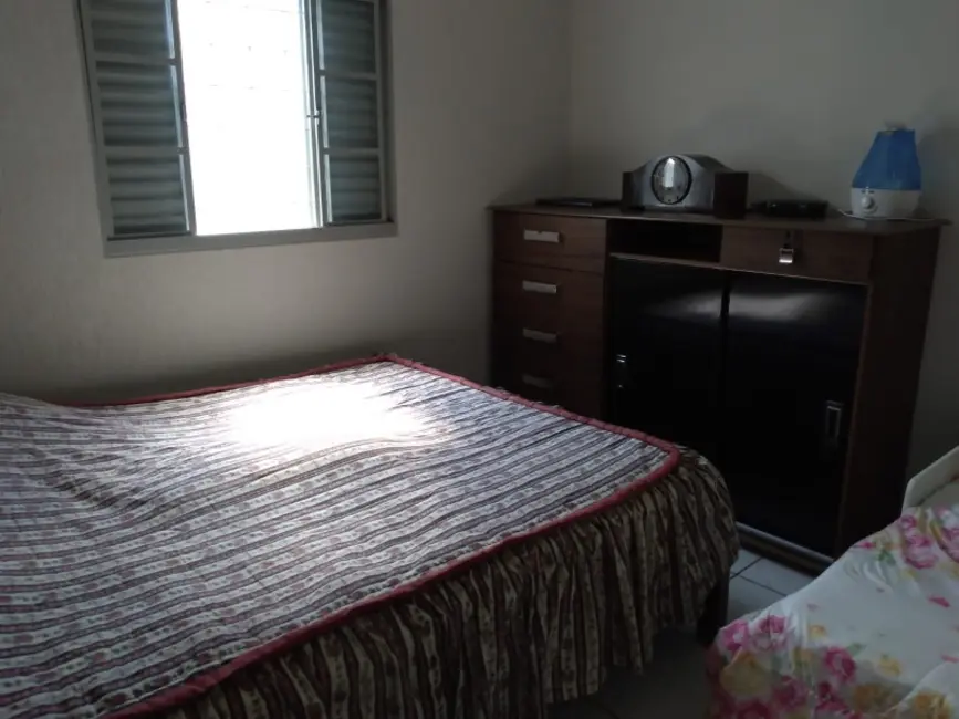 Casa com 3 quartos à venda, 116m2 em Jardim do Bosque, Araraquara - SP - imagem 8 Foto 8 de Casa com 3 quartos à venda, 116m2 em Jardim do Bosque, Araraquara - SP