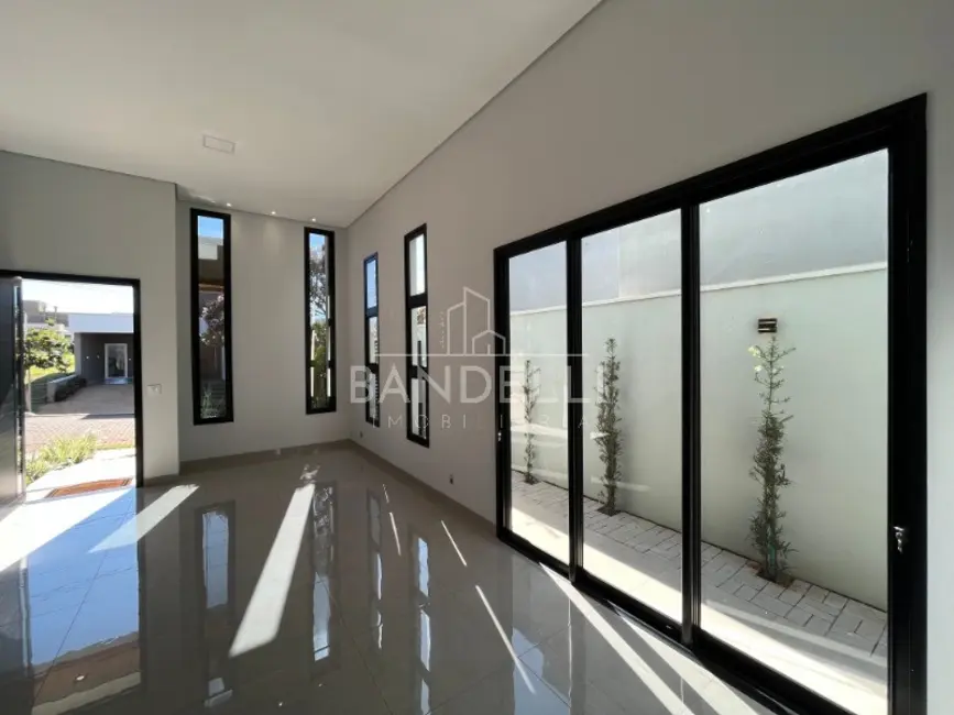 Foto 3 de Casa de Condomínio com 3 quartos à venda, 199m2 em Condomínio Buona Vita, Araraquara - SP