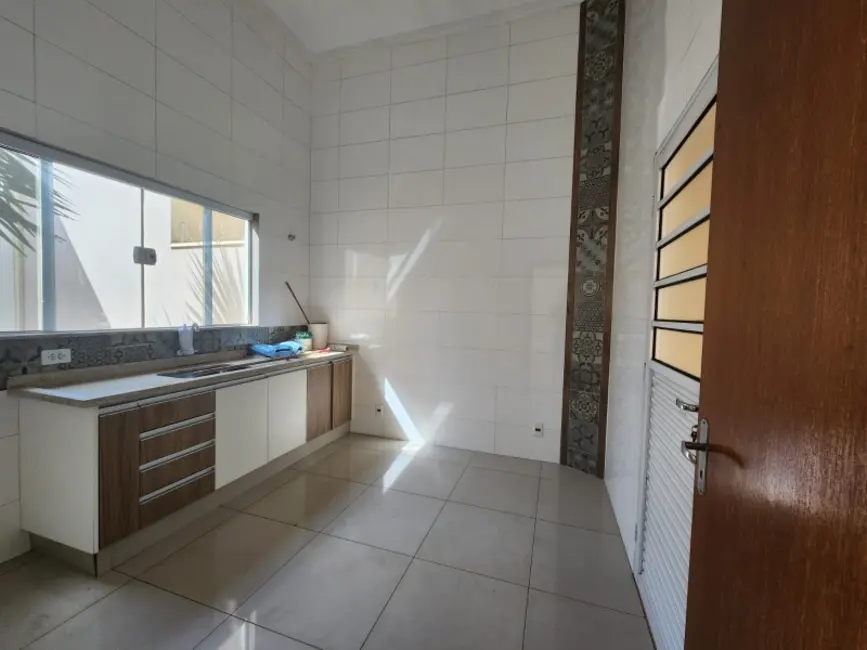 Casa com 3 quartos à venda, 276m2 em Vila Velosa, Araraquara - SP - imagem 7 Foto 7 de Casa com 3 quartos à venda, 276m2 em Vila Velosa, Araraquara - SP