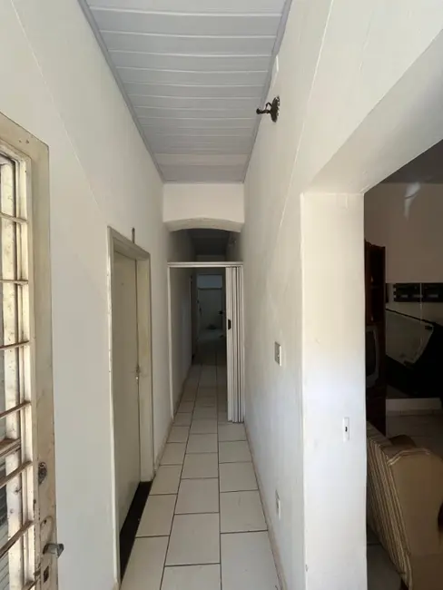 Sala Comercial com 9 quartos à venda, 378m2 em Centro, Araraquara - SP - imagem 4 Foto 4 de Sala Comercial com 9 quartos à venda, 378m2 em Centro, Araraquara - SP