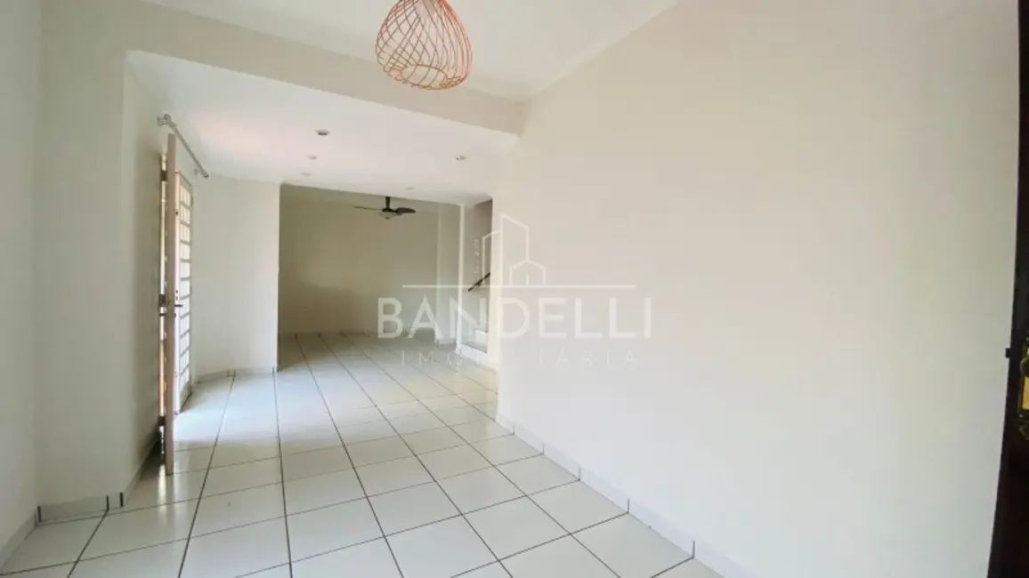 Casa com 3 quartos à venda, 136m2 em Vila Cidade Industrial (Vila Xavier), Araraquara - SP - imagem 6 Foto 6 de Casa com 3 quartos à venda, 136m2 em Vila Cidade Industrial (Vila Xavier), Araraquara - SP