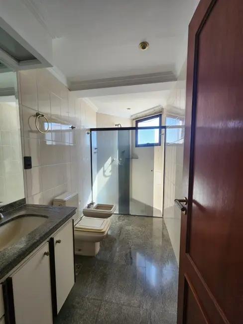 Foto 2 de Apartamento com 3 quartos à venda, 192m2 em Centro, Araraquara - SP