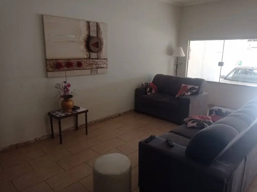 Casa com 3 quartos à venda, 278m2 em Jardim Morada do Sol (Vila Xavier), Araraquara - SP - imagem 8 Foto 8 de Casa com 3 quartos à venda, 278m2 em Jardim Morada do Sol (Vila Xavier), Araraquara - SP