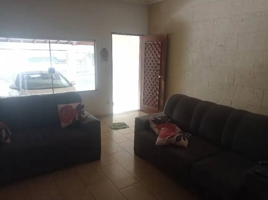 Casa com 3 quartos à venda, 278m2 em Jardim Morada do Sol (Vila Xavier), Araraquara - SP - imagem 9 Foto 9 de Casa com 3 quartos à venda, 278m2 em Jardim Morada do Sol (Vila Xavier), Araraquara - SP