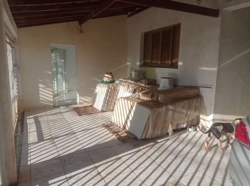 Casa com 3 quartos à venda, 278m2 em Jardim Morada do Sol (Vila Xavier), Araraquara - SP - imagem 4 Foto 4 de Casa com 3 quartos à venda, 278m2 em Jardim Morada do Sol (Vila Xavier), Araraquara - SP