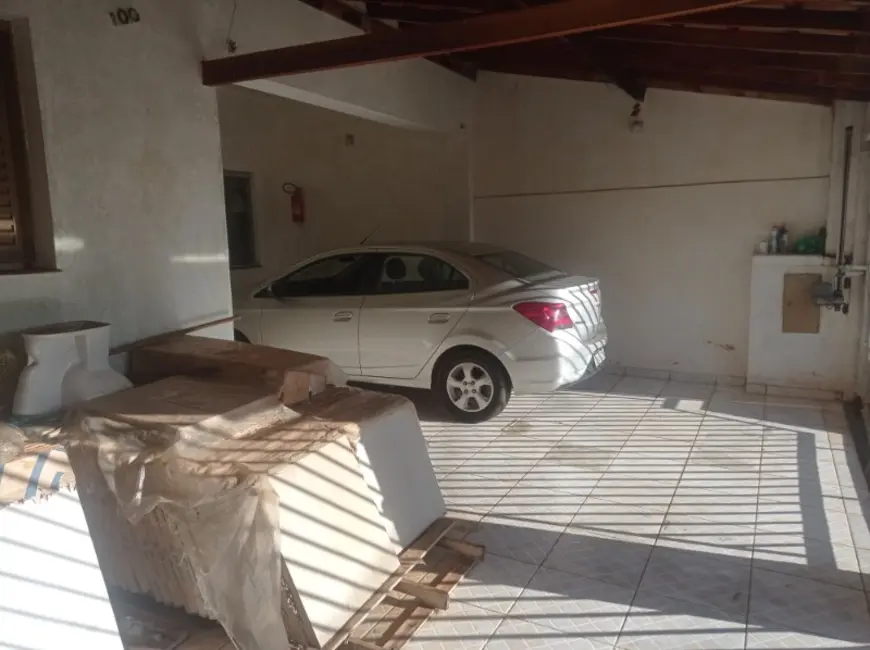 Casa com 3 quartos à venda, 278m2 em Jardim Morada do Sol (Vila Xavier), Araraquara - SP - imagem 5 Foto 5 de Casa com 3 quartos à venda, 278m2 em Jardim Morada do Sol (Vila Xavier), Araraquara - SP
