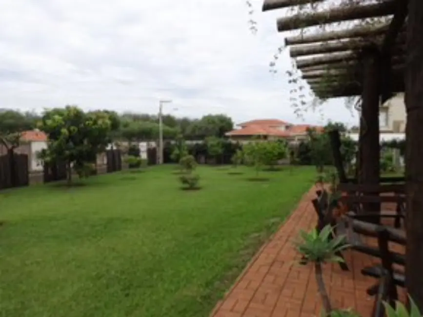 Casa de Condomínio com 5 quartos à venda, 1200m2 em Portal das Araucárias, Araraquara - SP - imagem 4 Foto 4 de Casa de Condomínio com 5 quartos à venda, 1200m2 em Portal das Araucárias, Araraquara - SP