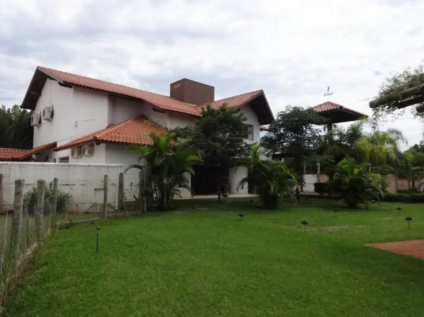Casa de Condomínio com 5 quartos à venda, 1200m2 em Portal das Araucárias, Araraquara - SP - imagem 5 Foto 5 de Casa de Condomínio com 5 quartos à venda, 1200m2 em Portal das Araucárias, Araraquara - SP