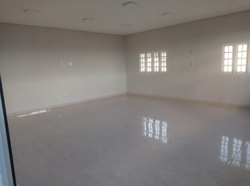Sala Comercial à venda, 158m2 em Centro, Araraquara - SP - imagem 5 Foto 5 de Sala Comercial à venda, 158m2 em Centro, Araraquara - SP