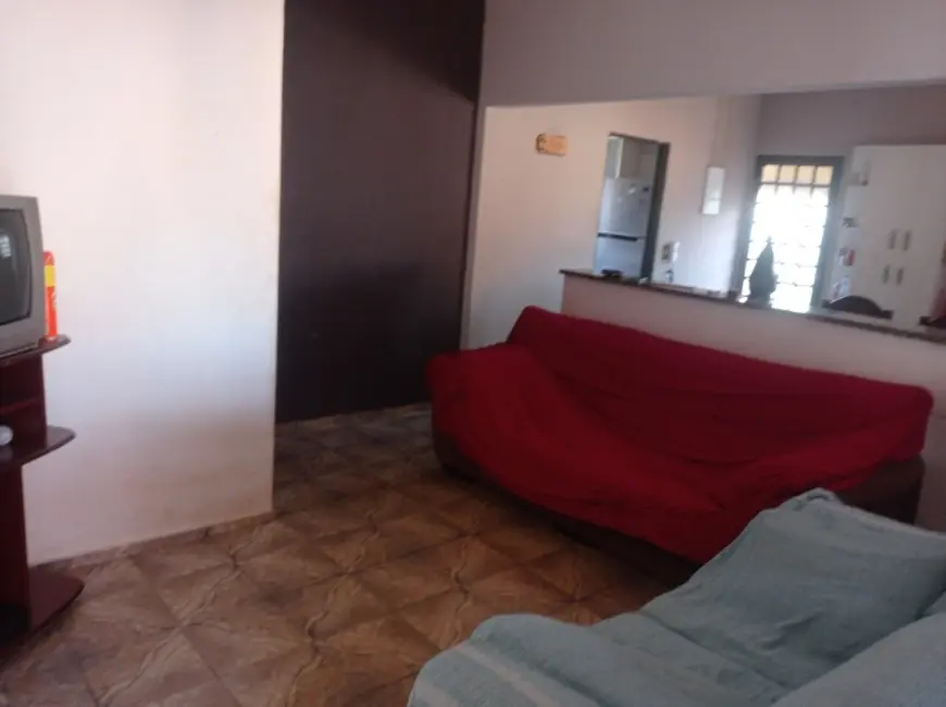 Casa com 3 quartos à venda, 140m2 em Jardim Roberto Selmi Dei, Araraquara - SP - imagem 6 Foto 6 de Casa com 3 quartos à venda, 140m2 em Jardim Roberto Selmi Dei, Araraquara - SP