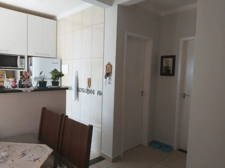Apartamento com 2 quartos à venda em Jardim Primor, Araraquara - SP - imagem 3 Foto 3 de Apartamento com 2 quartos à venda em Jardim Primor, Araraquara - SP