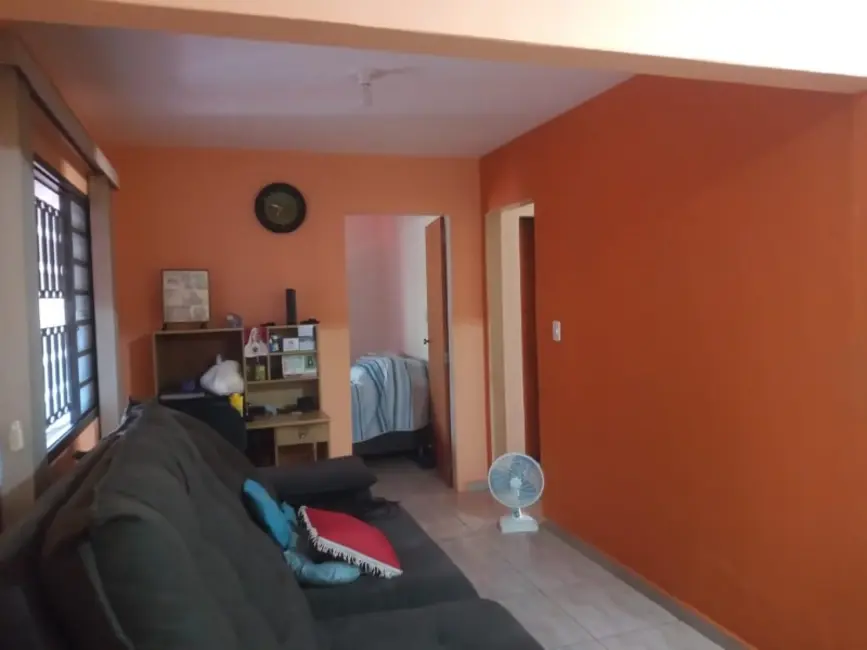Casa com 3 quartos à venda, 137m2 em Yolanda Opice, Araraquara - SP - imagem 3 Foto 3 de Casa com 3 quartos à venda, 137m2 em Yolanda Opice, Araraquara - SP