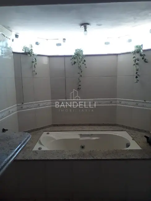 Sala Comercial com 4 quartos para alugar, 215m2 em Vila Harmonia, Araraquara - SP - imagem 8 Foto 8 de Sala Comercial com 4 quartos para alugar, 215m2 em Vila Harmonia, Araraquara - SP