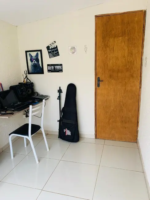 Casa com 1 quarto à venda, 98m2 em Jardim Arco-Íris, Araraquara - SP - imagem 3 Foto 3 de Casa com 1 quarto à venda, 98m2 em Jardim Arco-Íris, Araraquara - SP