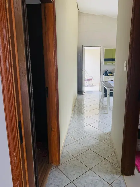 Casa com 1 quarto à venda, 98m2 em Jardim Arco-Íris, Araraquara - SP - imagem 6 Foto 6 de Casa com 1 quarto à venda, 98m2 em Jardim Arco-Íris, Araraquara - SP