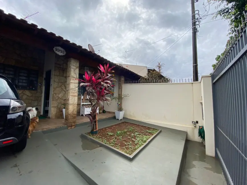 Casa com 2 quartos à venda, 100m2 em Jardim Eliana, Araraquara - SP - imagem 2 Foto 2 de Casa com 2 quartos à venda, 100m2 em Jardim Eliana, Araraquara - SP