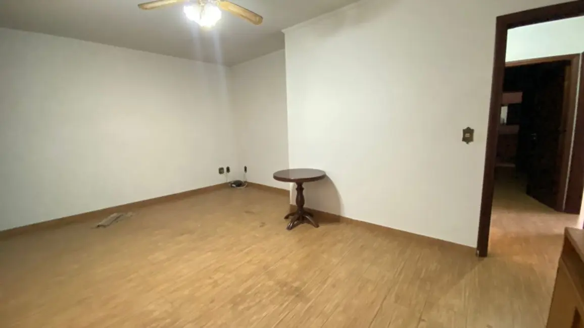 Casa com 2 quartos à venda, 123m2 em Jardim Santa Angelina, Araraquara - SP - imagem 9 Foto 9 de Casa com 2 quartos à venda, 123m2 em Jardim Santa Angelina, Araraquara - SP
