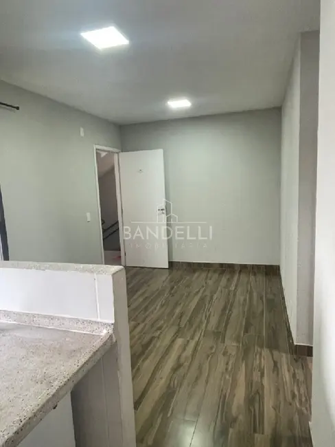 Foto 2 de Apartamento com 2 quartos para alugar, 40m2 em Jardim Brasília (Vila Xavier), Araraquara - SP
