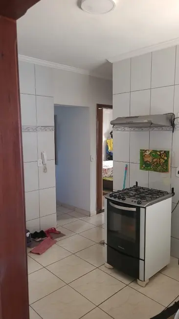 Casa com 2 quartos à venda, 136m2 em Jardim Uirapuru, Araraquara - SP - imagem 6 Foto 6 de Casa com 2 quartos à venda, 136m2 em Jardim Uirapuru, Araraquara - SP