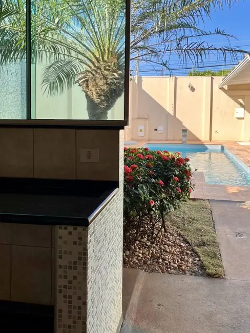 Casa com 1 quarto à venda, 194m2 em Jardim Mangiacapra, Araraquara - SP - imagem 9 Foto 9 de Casa com 1 quarto à venda, 194m2 em Jardim Mangiacapra, Araraquara - SP