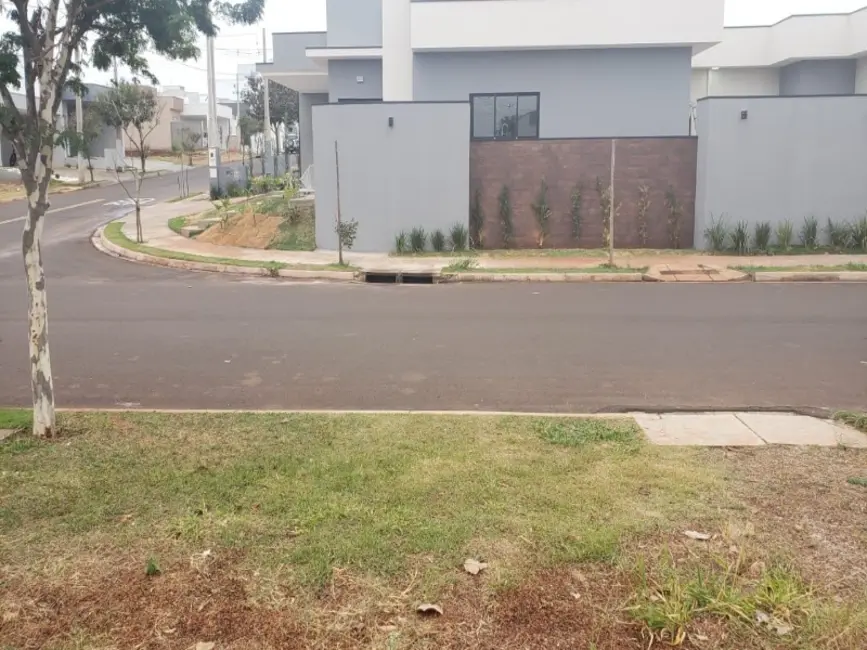 Foto 7 de Terreno / Lote à venda em Araraquara - SP