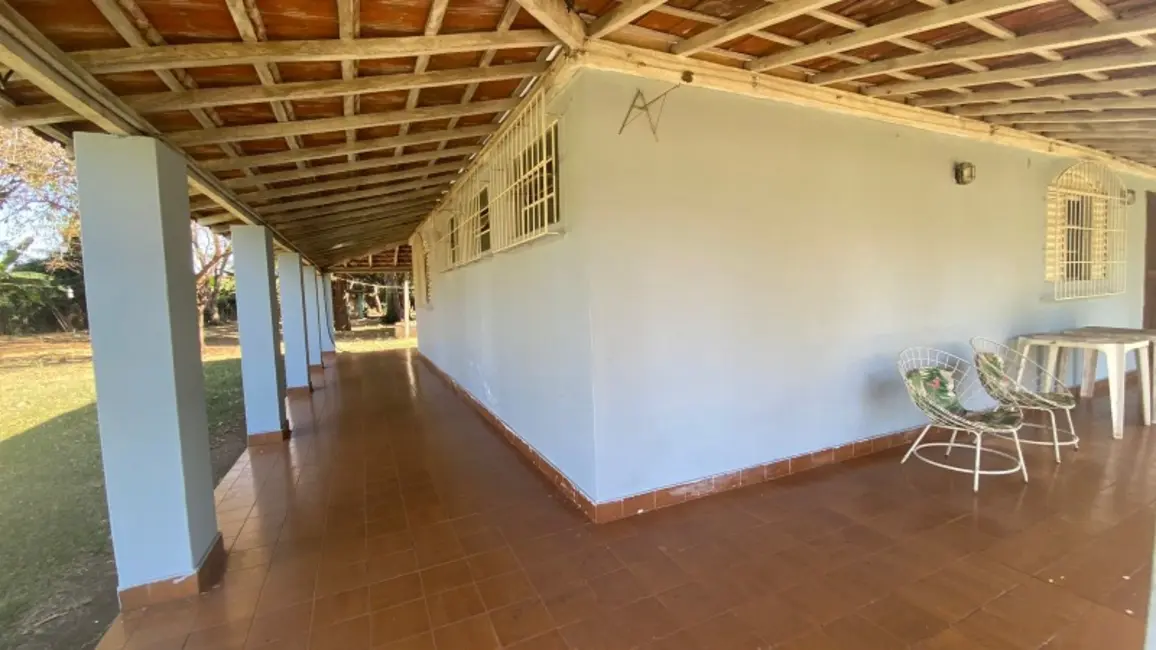 Chácara com 2 quartos à venda, 346m2 em Jardim Zavanella, Araraquara - SP - imagem 5 Foto 5 de Chácara com 2 quartos à venda, 346m2 em Jardim Zavanella, Araraquara - SP