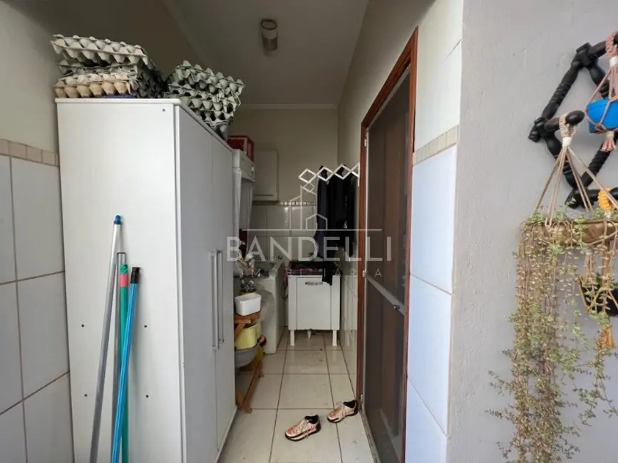 Casa com 3 quartos à venda, 150m2 em Residencial Cambuy, Araraquara - SP - imagem 9 Foto 9 de Casa com 3 quartos à venda, 150m2 em Residencial Cambuy, Araraquara - SP