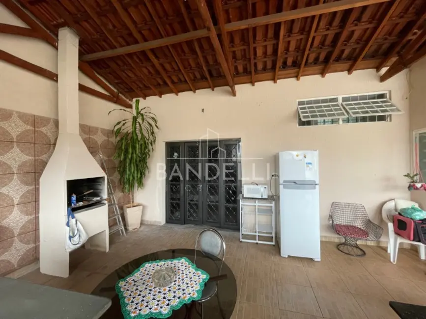 Casa com 3 quartos à venda, 194m2 em Jardim Botânico, Araraquara - SP - imagem 5 Foto 5 de Casa com 3 quartos à venda, 194m2 em Jardim Botânico, Araraquara - SP