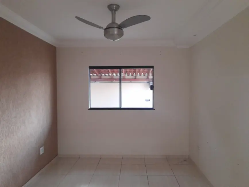 Casa com 2 quartos à venda, 98m2 em Jardim Altos de Pinheiros I e II, Araraquara - SP - imagem 8 Foto 8 de Casa com 2 quartos à venda, 98m2 em Jardim Altos de Pinheiros I e II, Araraquara - SP