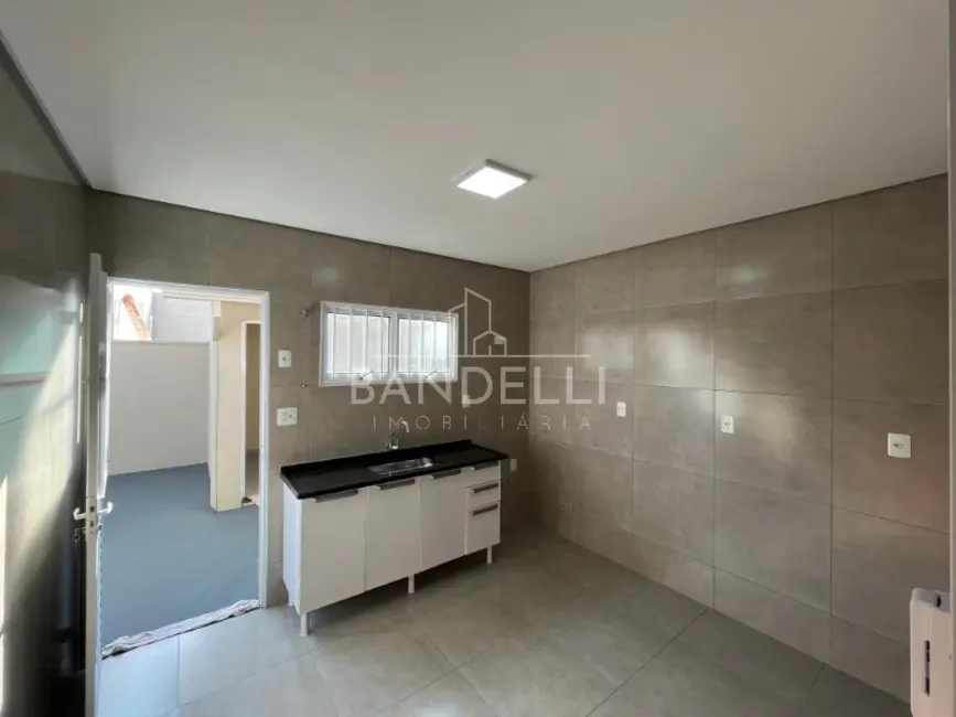 Foto 9 de Casa com 2 quartos para alugar, 85m2 em Jardim Santa Angelina, Araraquara - SP