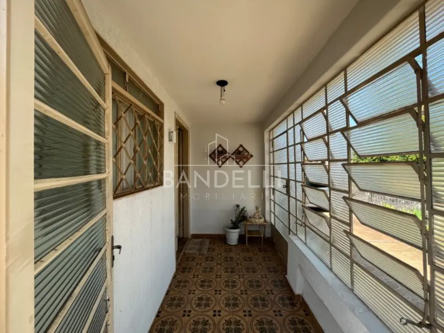 Casa com 3 quartos à venda, 179m2 em Jardim Santa Angelina, Araraquara - SP - imagem 5 Foto 5 de Casa com 3 quartos à venda, 179m2 em Jardim Santa Angelina, Araraquara - SP