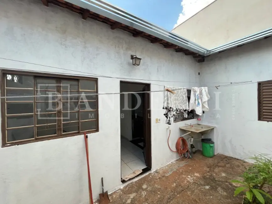 Casa com 4 quartos à venda, 169m2 em Araraquara - SP - imagem 9 Foto 9 de Casa com 4 quartos à venda, 169m2 em Araraquara - SP