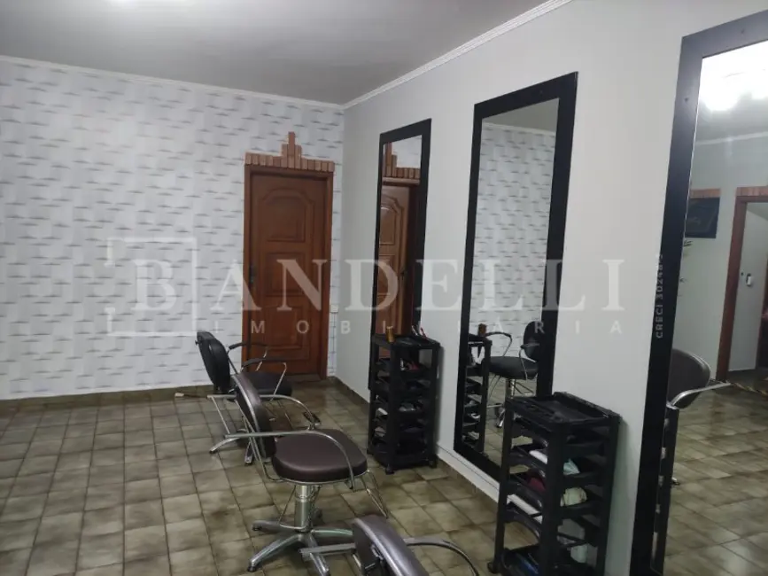 Sala Comercial com 4 quartos à venda, 270m2 em Vila Xavier (Vila Xavier), Araraquara - SP - imagem 9 Foto 9 de Sala Comercial com 4 quartos à venda, 270m2 em Vila Xavier (Vila Xavier), Araraquara - SP