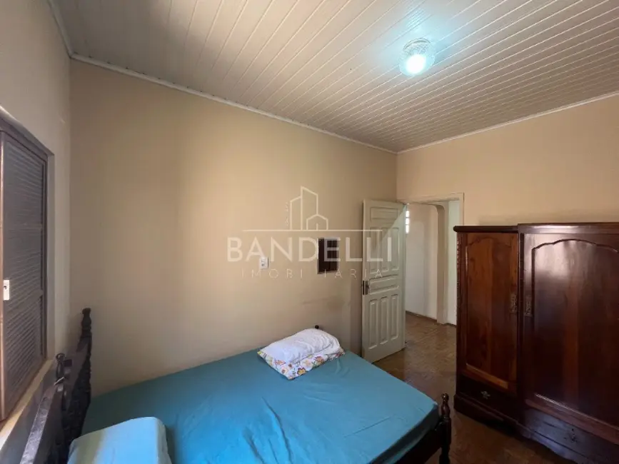 Casa com 3 quartos à venda, 202m2 em Centro, Araraquara - SP - imagem 7 Foto 7 de Casa com 3 quartos à venda, 202m2 em Centro, Araraquara - SP
