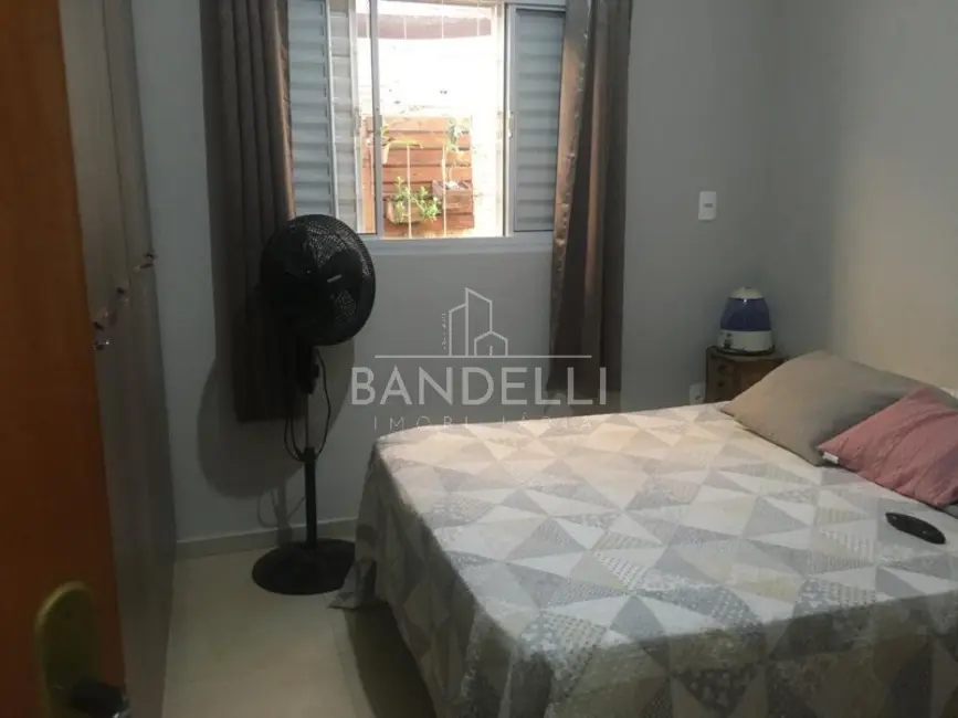 Casa com 2 quartos à venda, 60m2 em Jardim Del Rei, Araraquara - SP - imagem 8 Foto 8 de Casa com 2 quartos à venda, 60m2 em Jardim Del Rei, Araraquara - SP